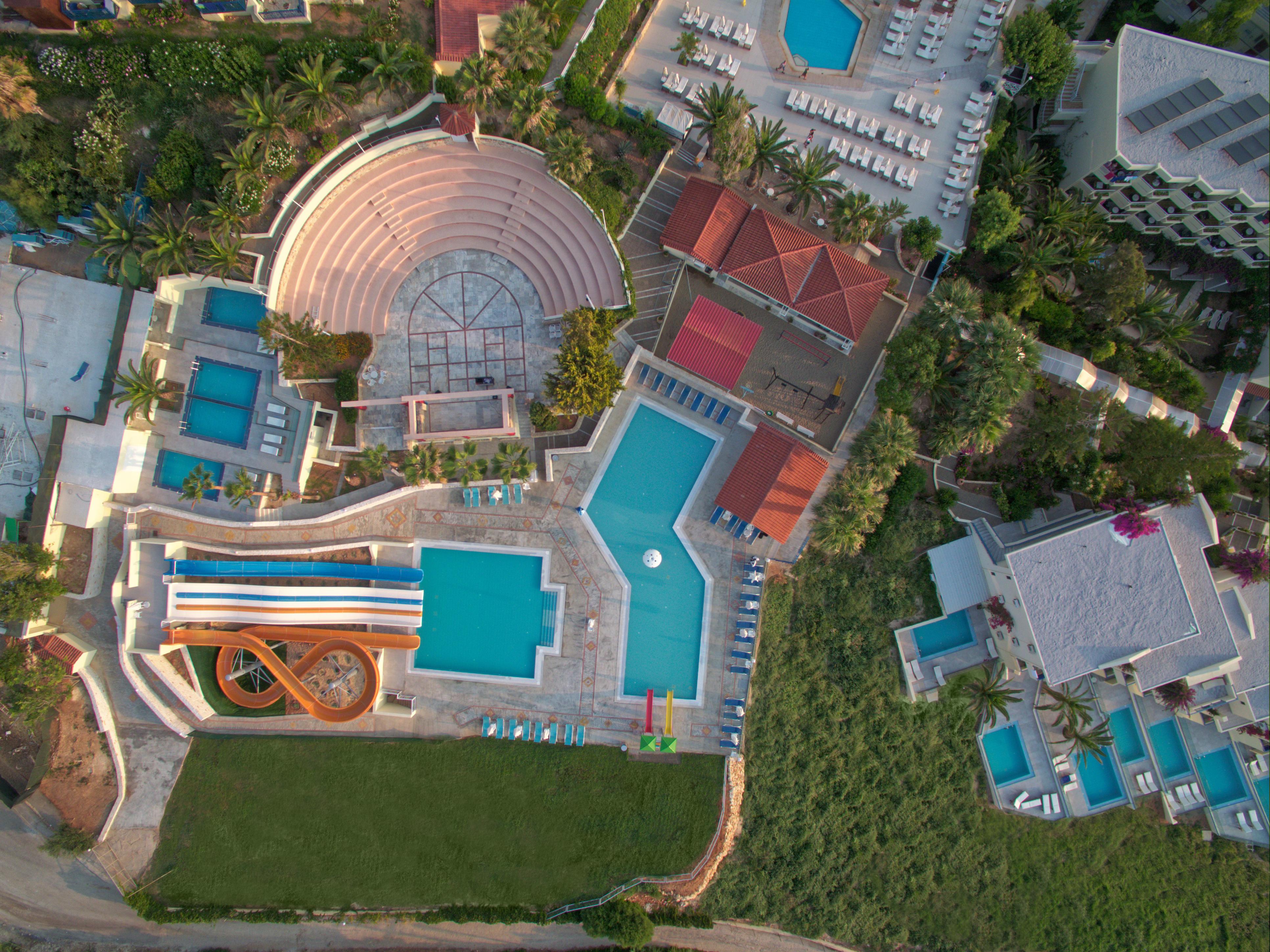 Rethymno Mare & Water Park Hotell Skaleta Exteriör bild