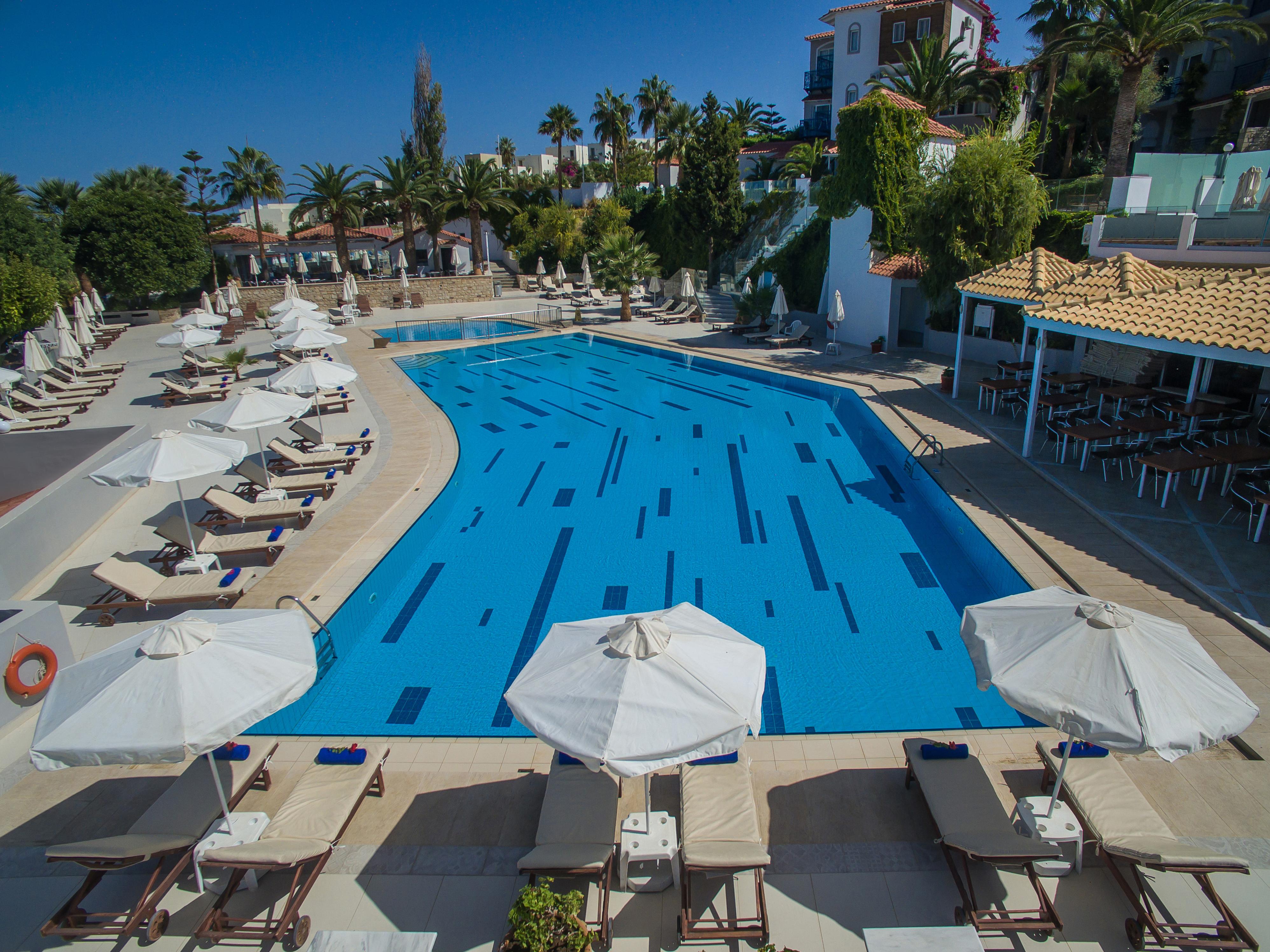 Rethymno Mare & Water Park Hotell Skaleta Exteriör bild