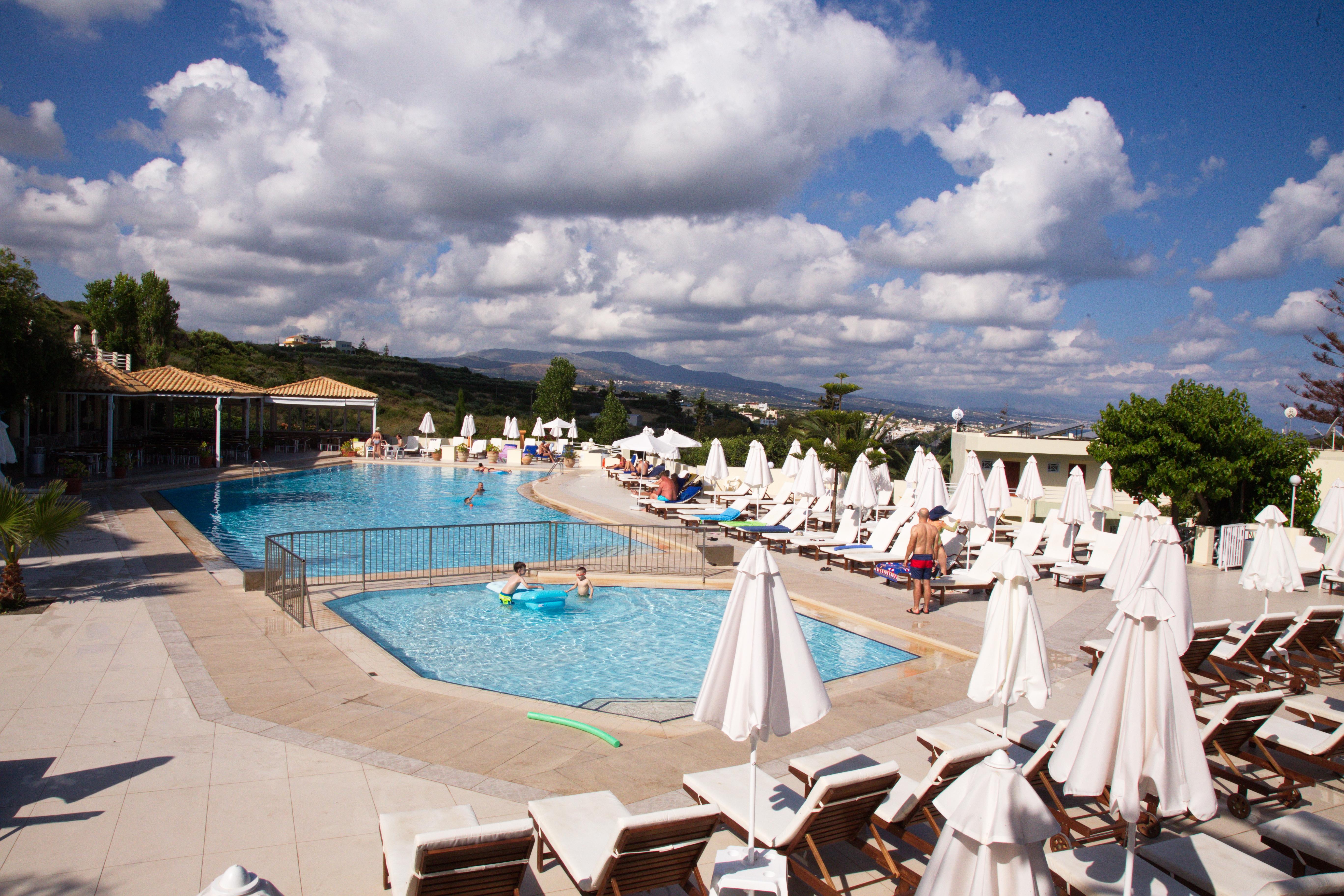 Rethymno Mare & Water Park Hotell Skaleta Exteriör bild
