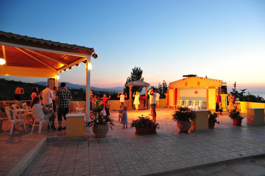 Rethymno Mare & Water Park Hotell Skaleta Exteriör bild