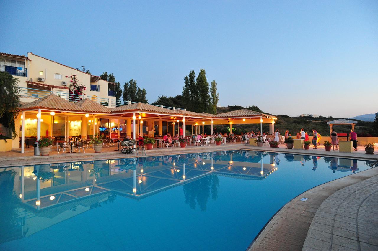 Rethymno Mare & Water Park Hotell Skaleta Exteriör bild