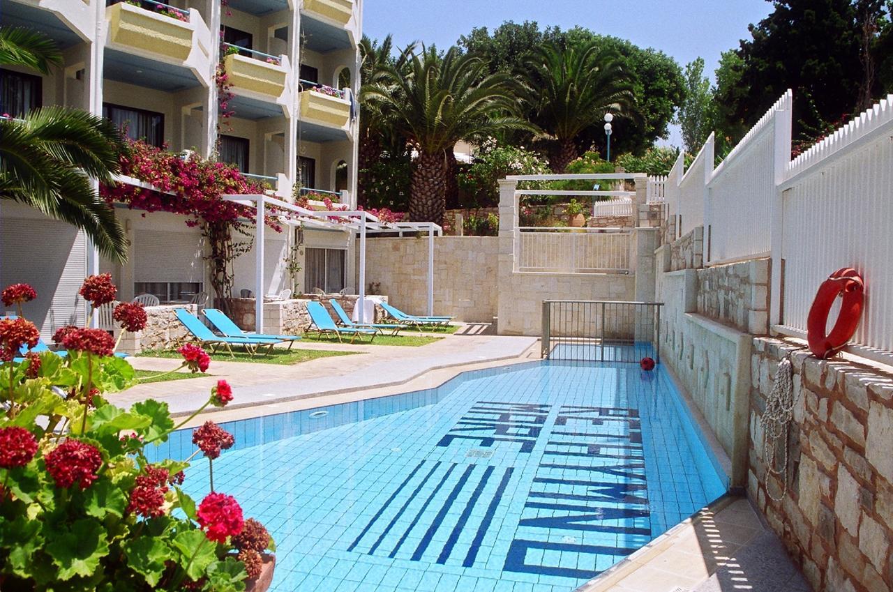 Rethymno Mare & Water Park Hotell Skaleta Exteriör bild